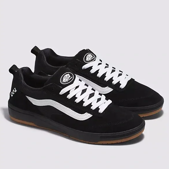 Vans Men’s ZahbaBlack/WhiteVN0007QQBA2Sneakers
